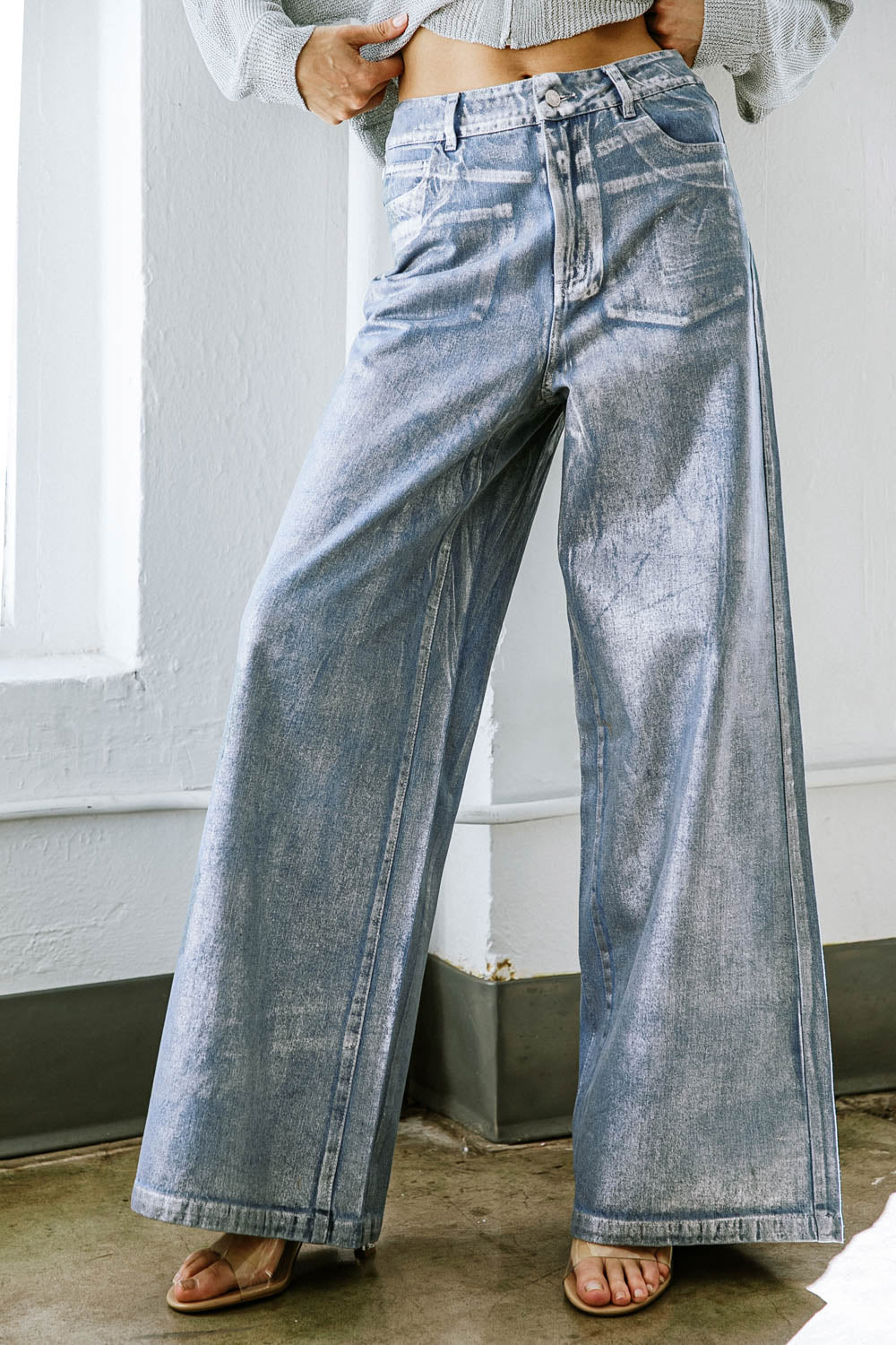 Indigo metallic jean