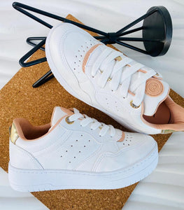 Tenis branco best sale da moda 2019