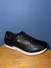 Mario Black/pewter details sneaker