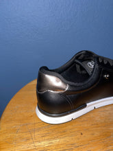 Mario Black/pewter details sneaker