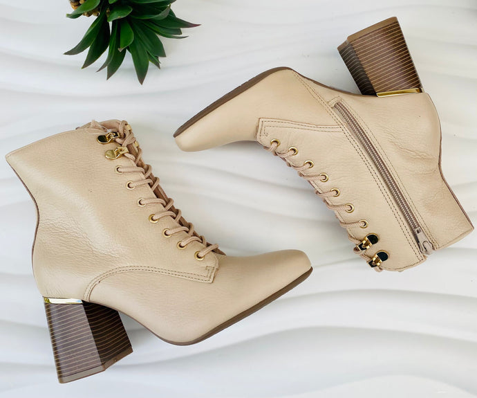 Elsie Beige Boots