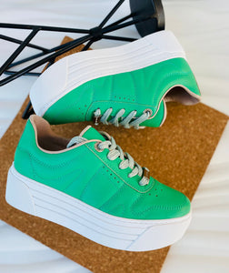 9806 MintFlatform sneakers