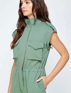 Sleeveless hi neck jumpsuit