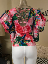 TX6170 1/2 puffed Braided Floral top