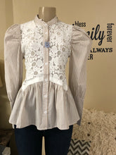 AT1069-9 Casula stripped Crochet Lace Top