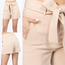 12601451 High waisted short pant